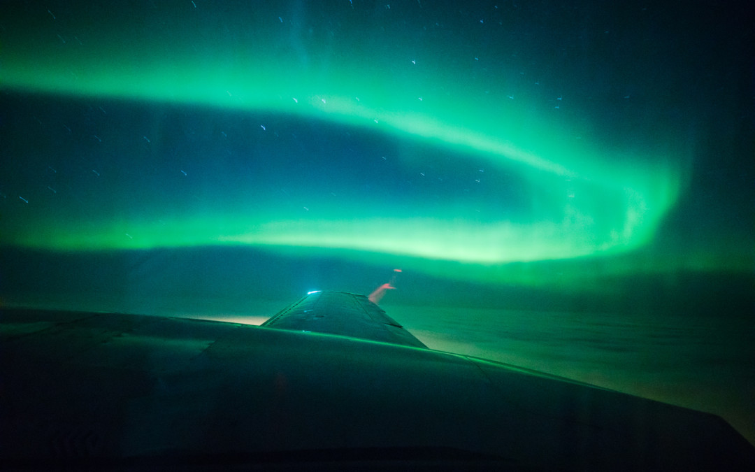 Seeing northern lights on a private flight in Rovaniemi